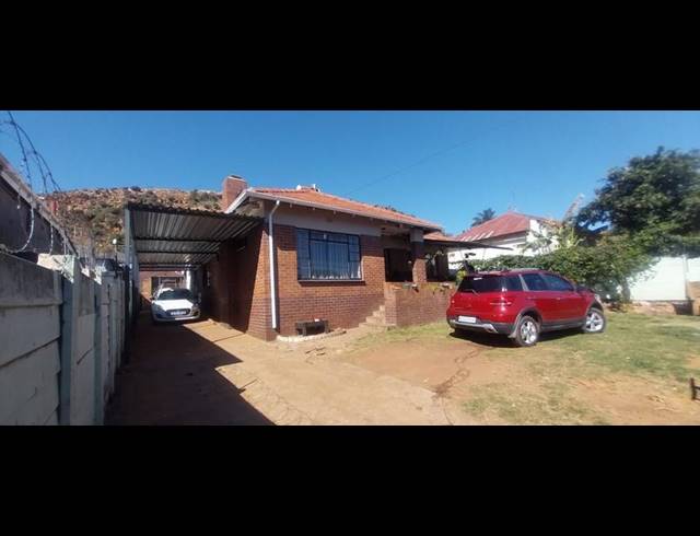4 BEDROOM HOUSE FOR SALE IN KENSINGTON